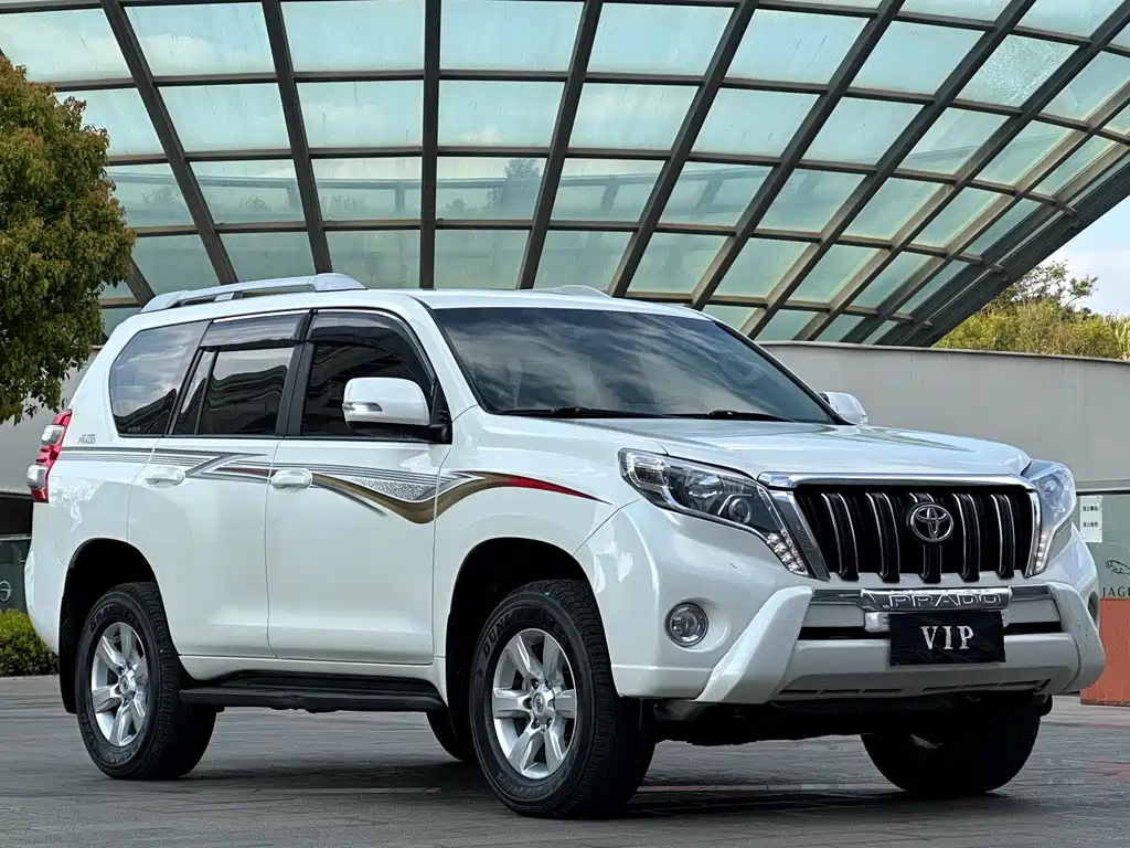 Toyota Prado 2017 — фото 3
