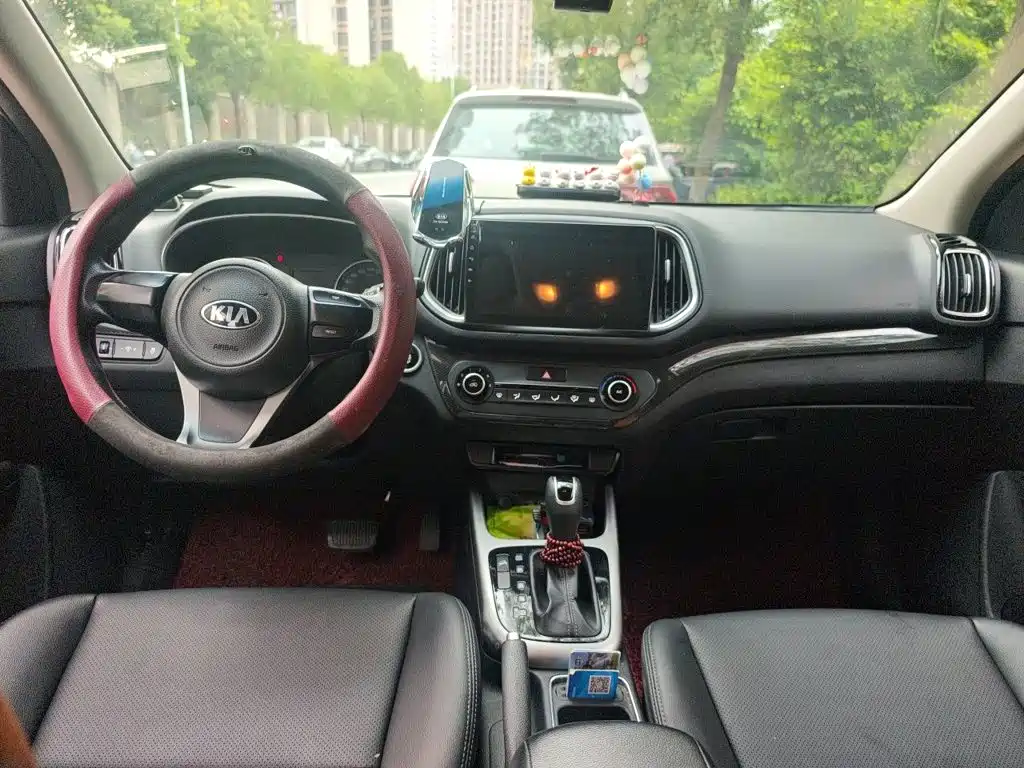 Kia KX3 2015 — фото 13