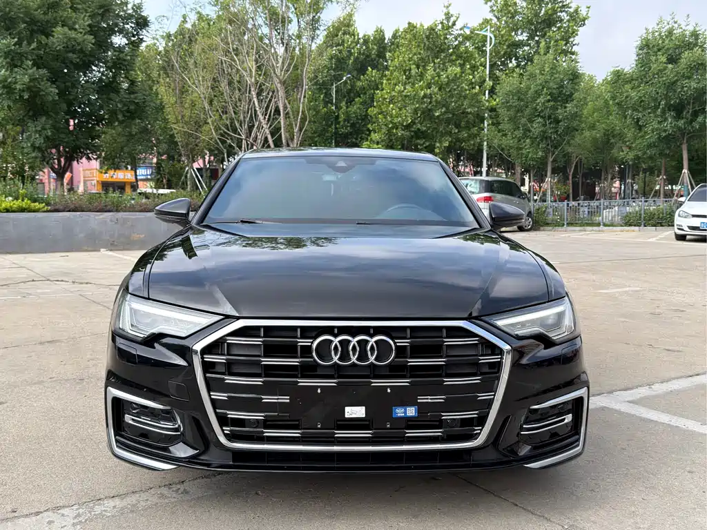 Audi A6L 2022