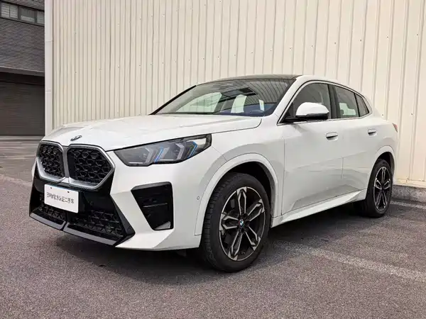 BMW X2 2025