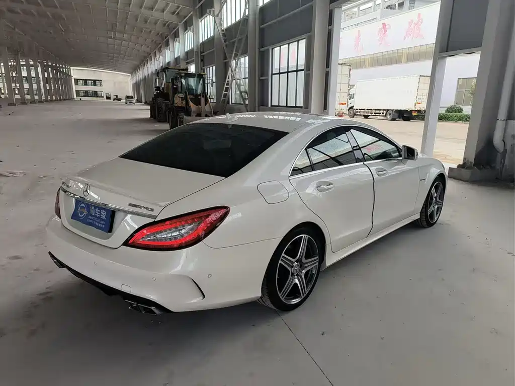 Mercedes-Benz CLS AMG 2015 — фото 10
