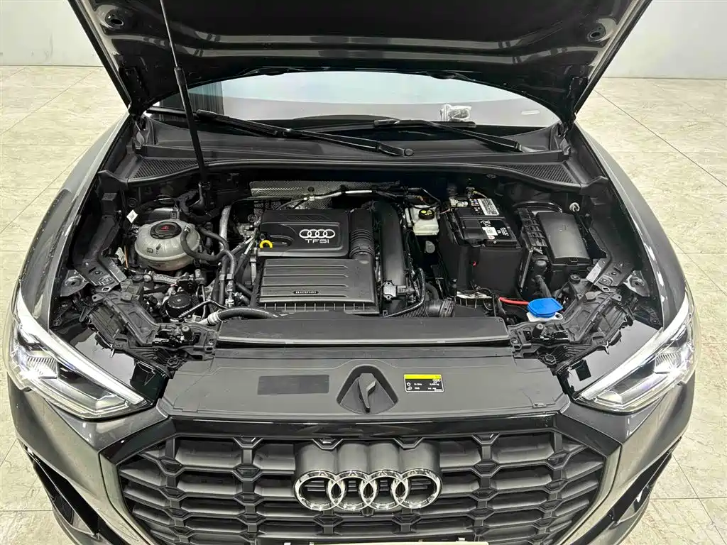 Audi Q3 2023 — фото 19
