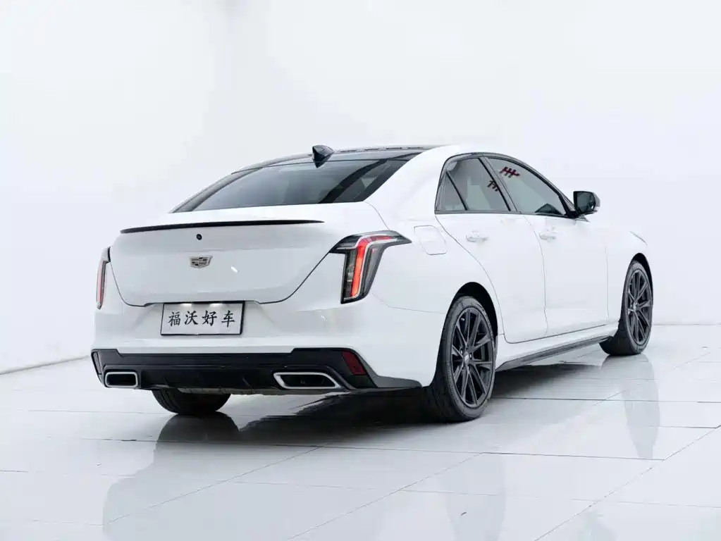 Cadillac CT4 2020 — фото 32