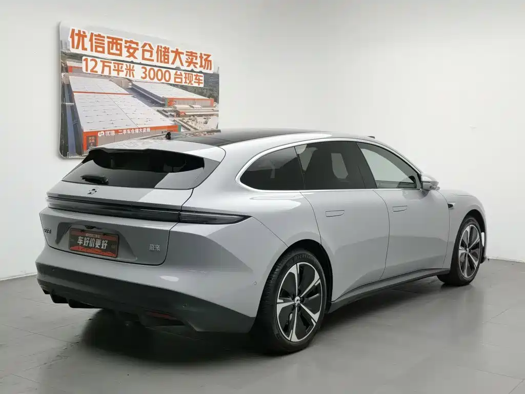NIO ET5T 2024