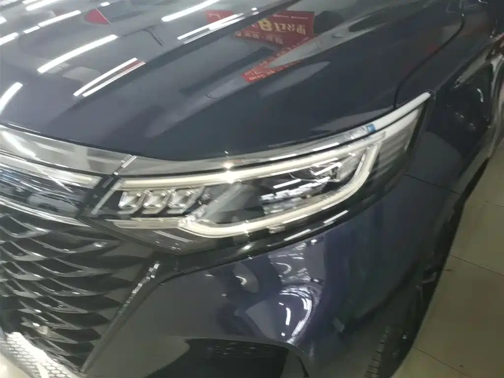 Roewe iMAX8 2022 — фото 24