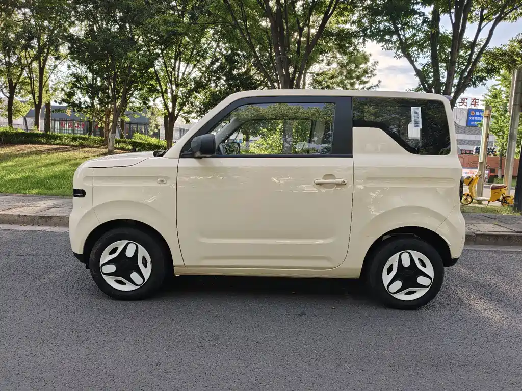 Geely Galaxy Panda 2025