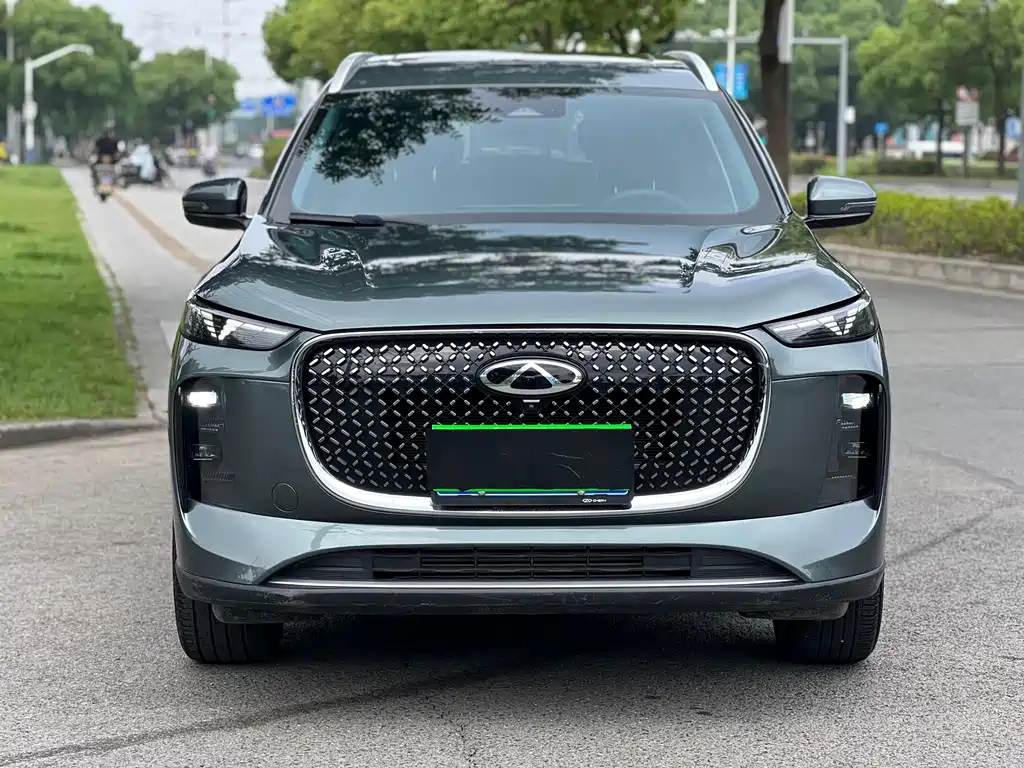 Chery Tiggo 8 PLUS 2025 — фото 2