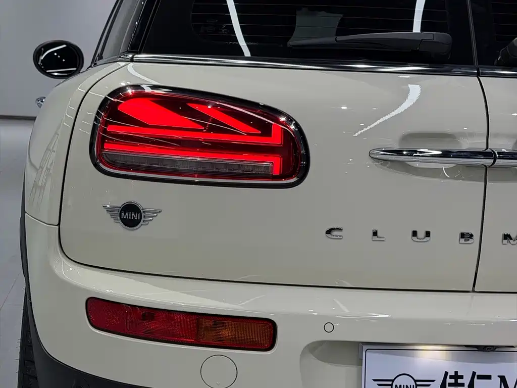 MINI Clubman 2020 — фото 16