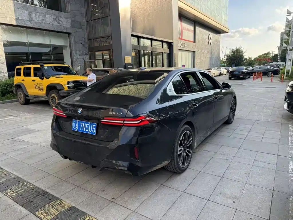 BMW 5 Series 2025