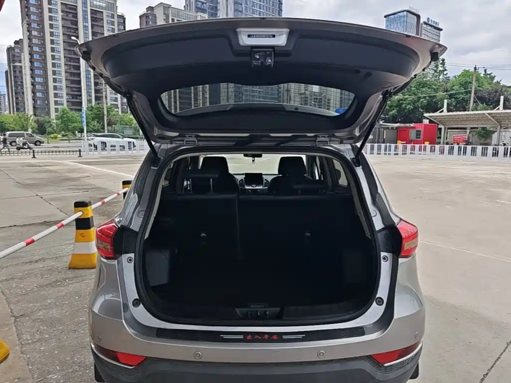 Dongfeng Aeolus AX5 2020 — фото 19