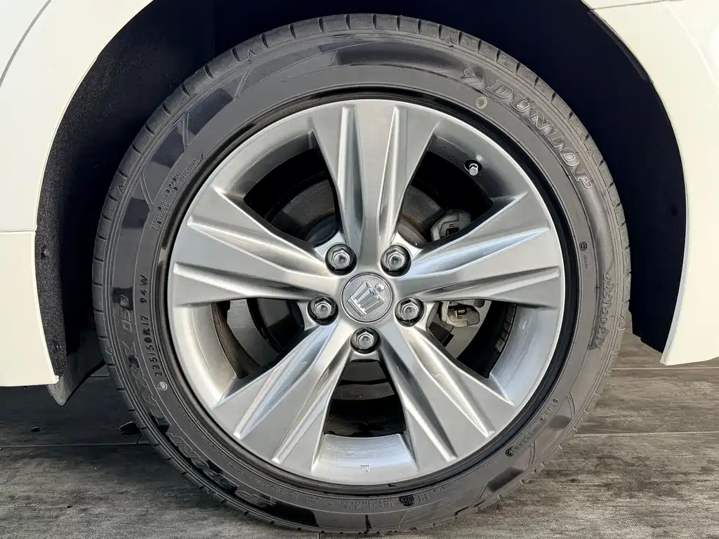 Toyota Crown 2018 — фото 19