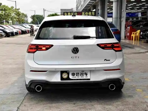 Volkswagen Golf GTI 2022