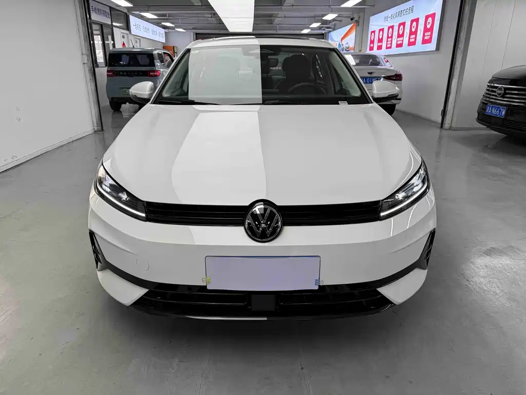 Volkswagen Sagitar 2026
