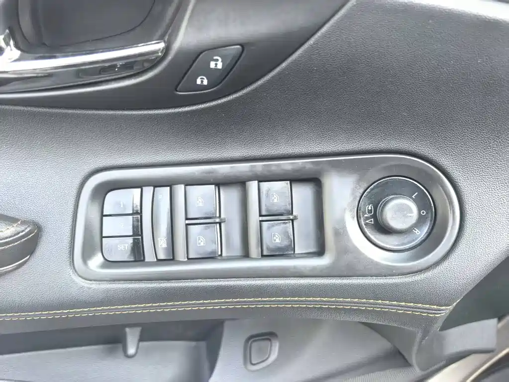 Buick LaCrosse 2013 — фото 10