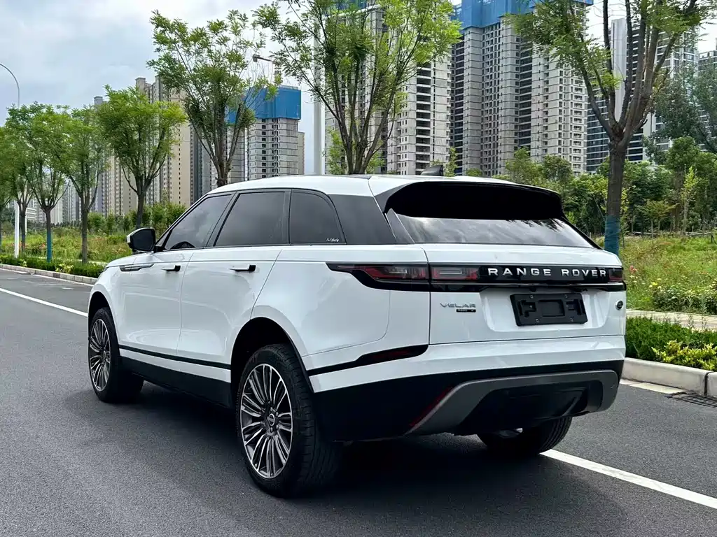 Land Rover Velar 2018 — фото 21