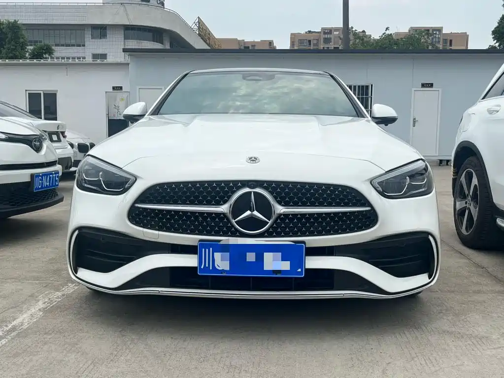 Mercedes-Benz C-Class 2022