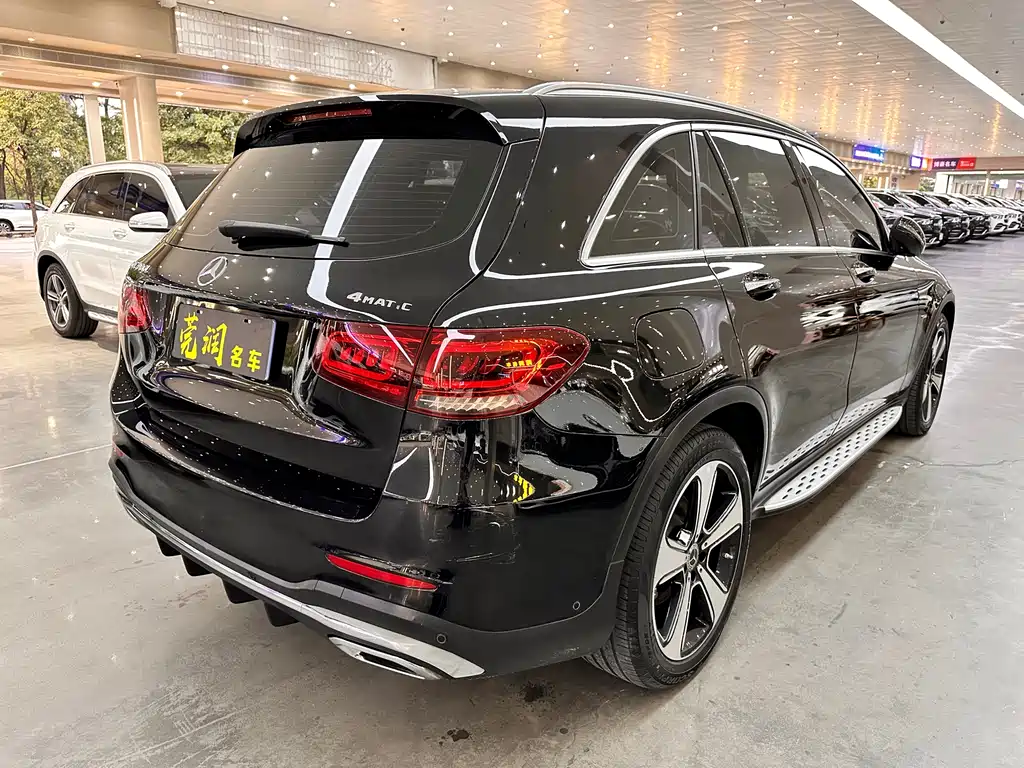 Mercedes-Benz GLC 2023 — фото 16