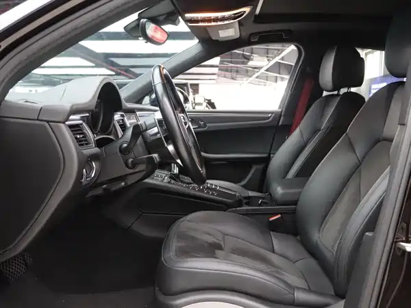 Porsche Macan 2016