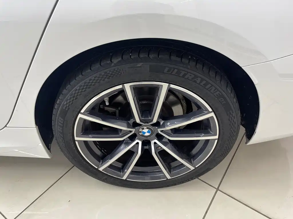 BMW 3 Series 2023 — фото 19