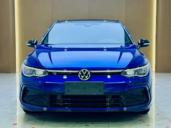 Volkswagen Golf 2021