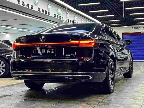 Volkswagen Passat 2024