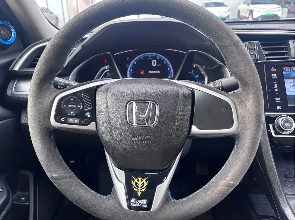 Honda Civic 2018 — фото 16