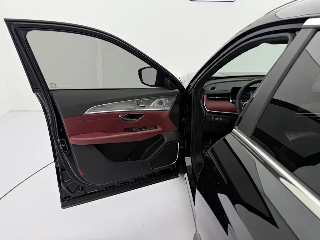 Jetour Jietu X70 PLUS 2023 — фото 17