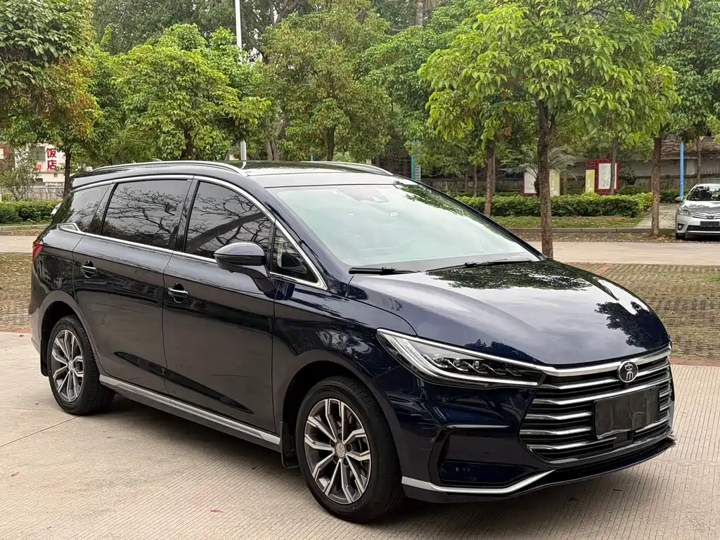 BYD MAX 2022 — фото 3