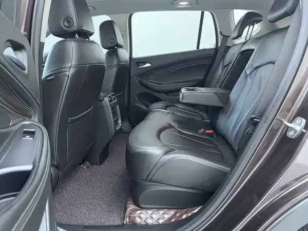 Buick Envision Plus 2020