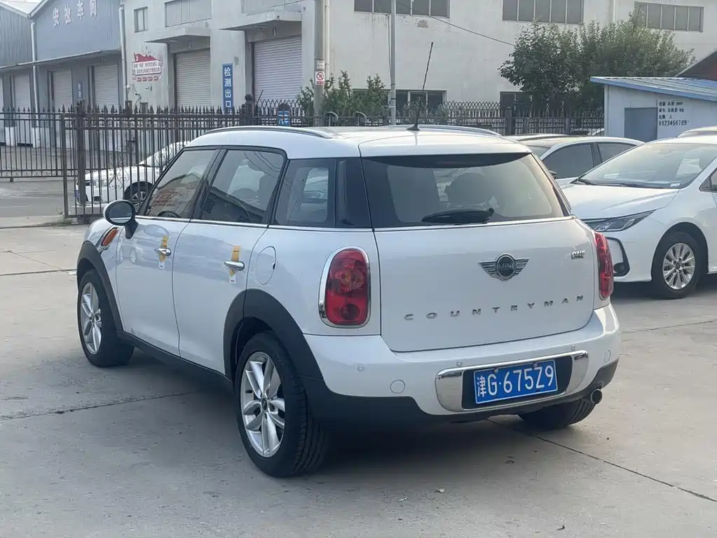 MINI Countryman 2013