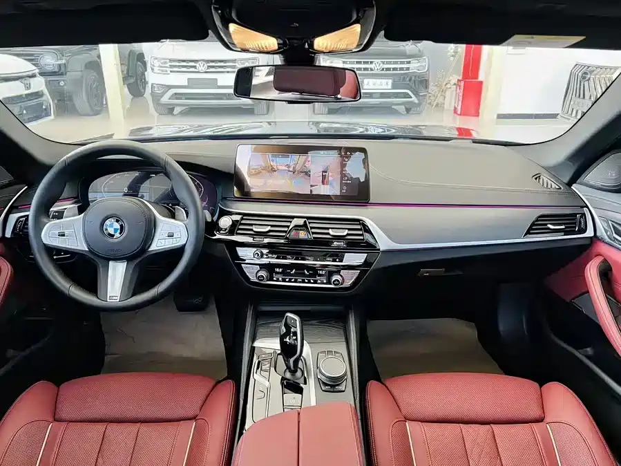 BMW 5 Series 2022