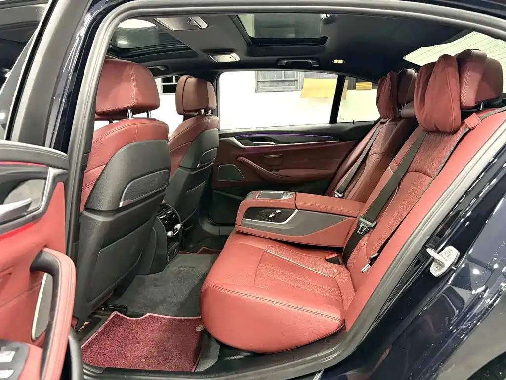 BMW 5 Series 2022