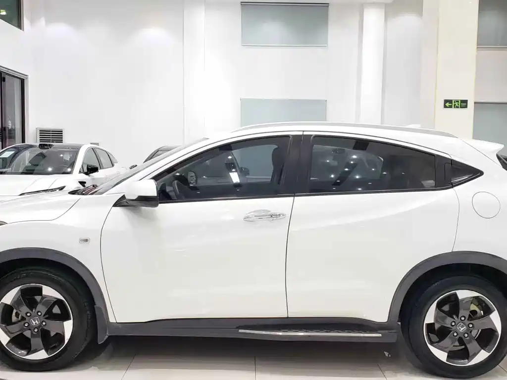 Honda Vezel 2017 — фото 13