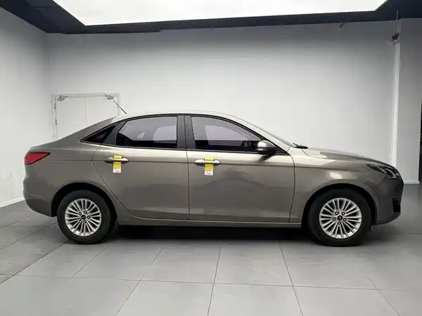 Ford Escort 2015