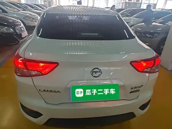 Nissan Bluebird 2019