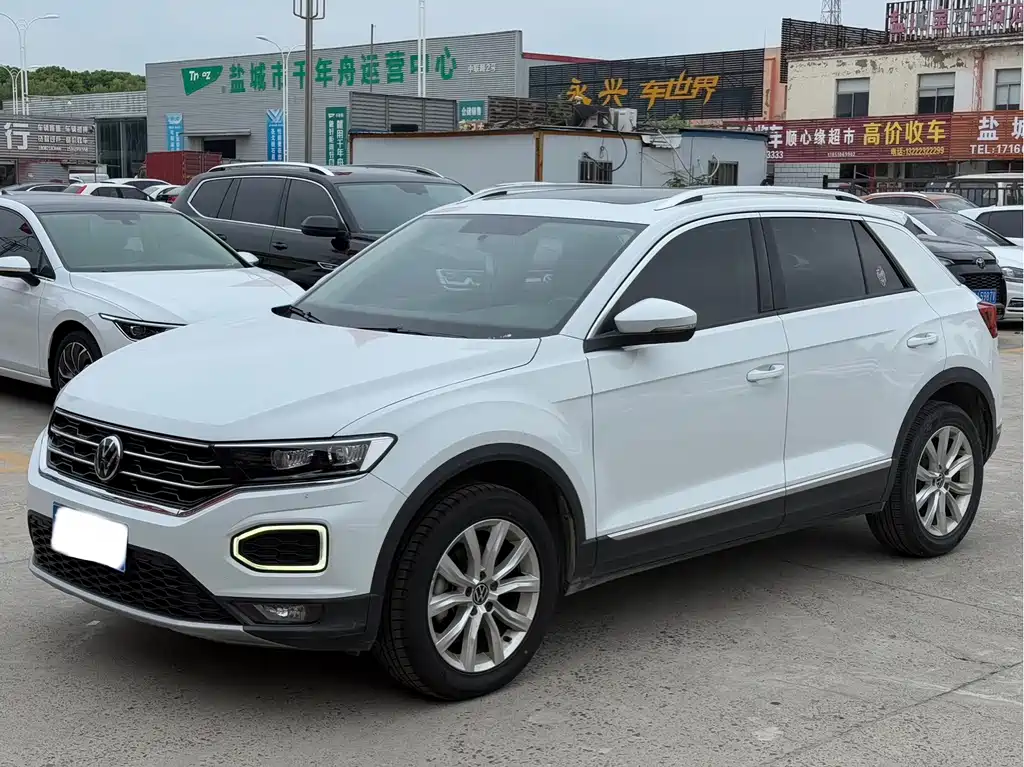 Volkswagen T-Roc 2021 — фото 1