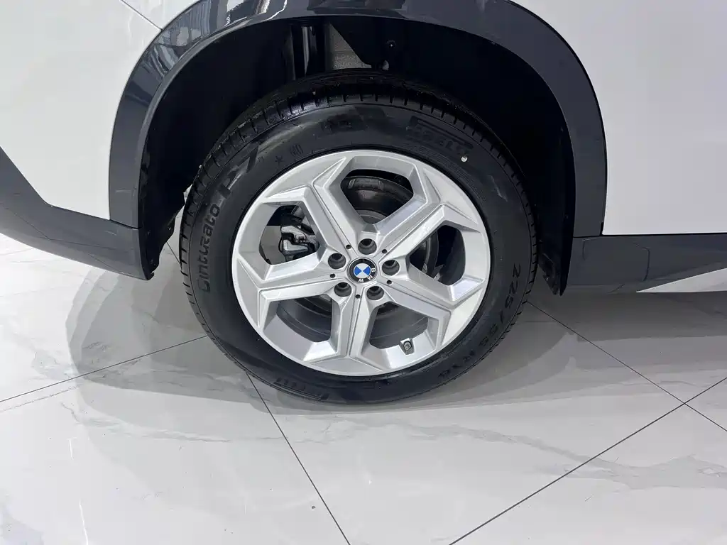 BMW X1 2024 — фото 18