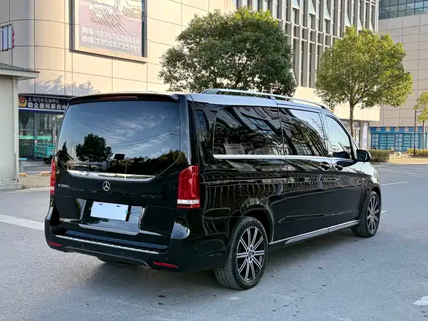 Mercedes-Benz V-Class 2022