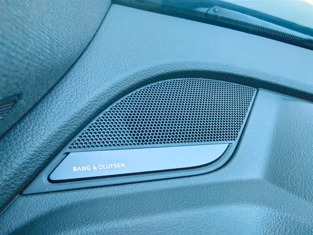 Audi Q5L 2025 — фото 18