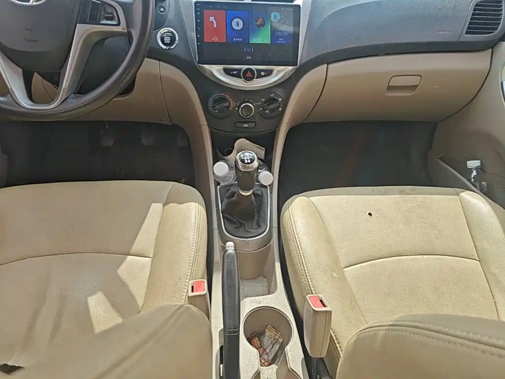 Hyundai Accent 2014 — фото 14