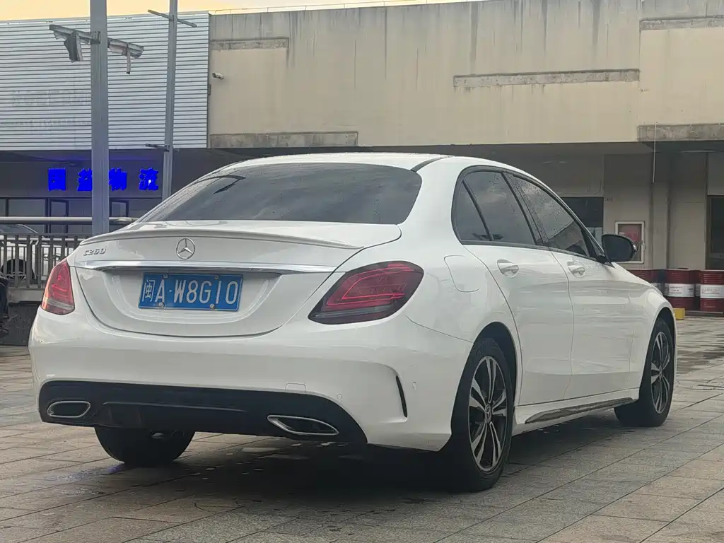 Mercedes-Benz C-Class 2019 — фото 6