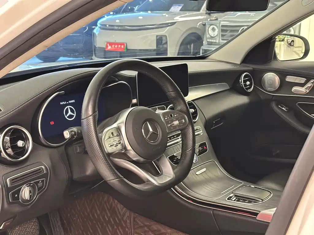 Mercedes-Benz C-Class 2021 — фото 9