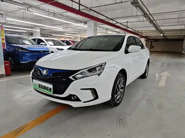 BYD Qin EV 2017