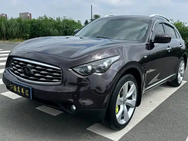 Infiniti FX 2010