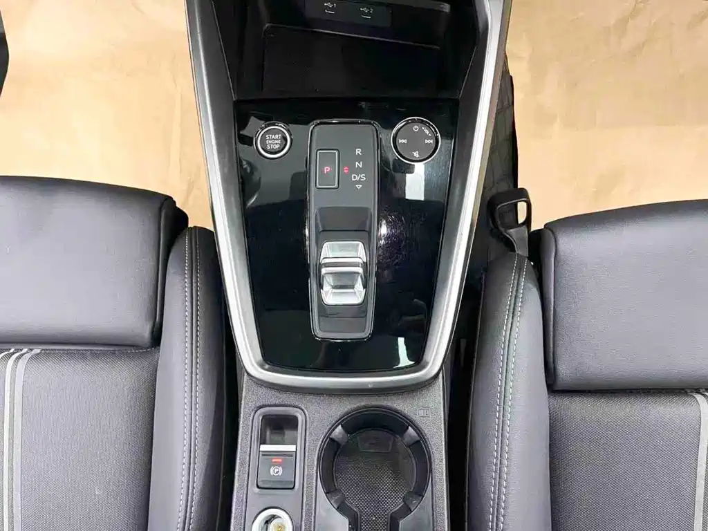 Audi A3 2022 — фото 10