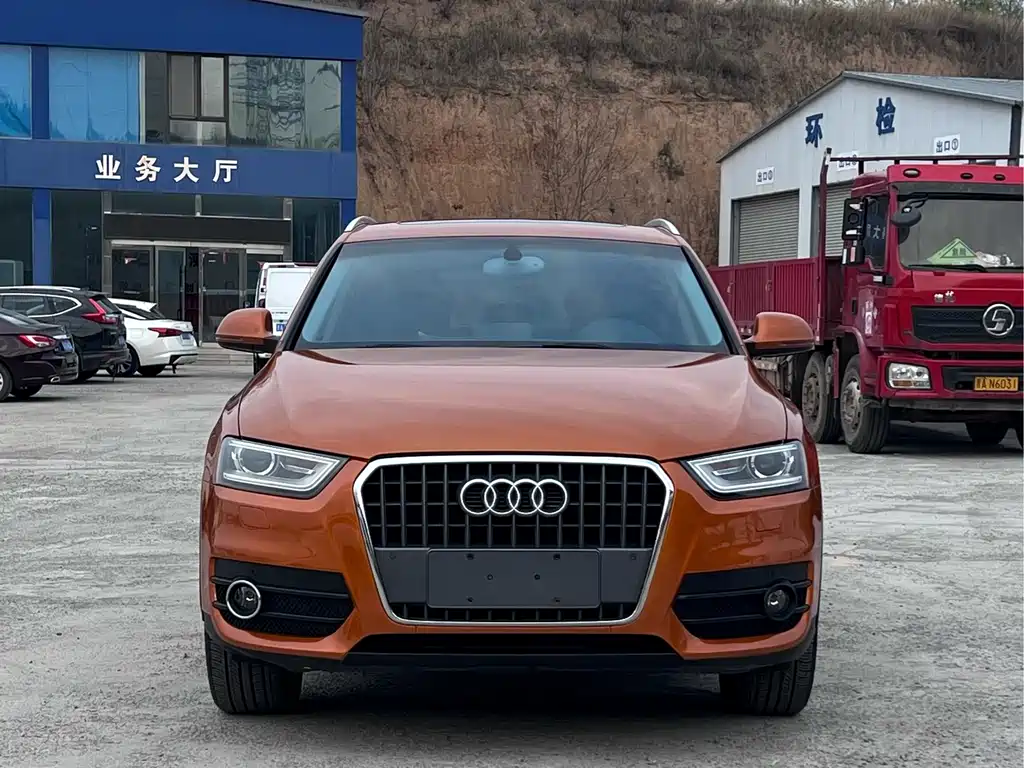 Audi Q3 2014 — фото 2