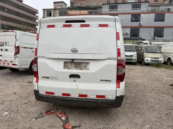 Maxus EV30 2021