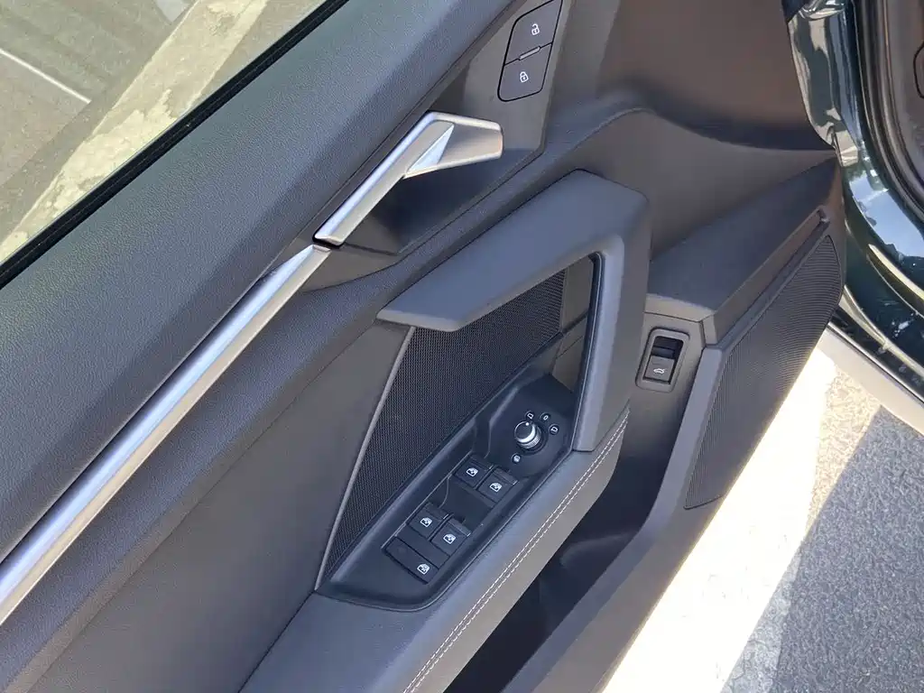 Audi A3 2022 — фото 18