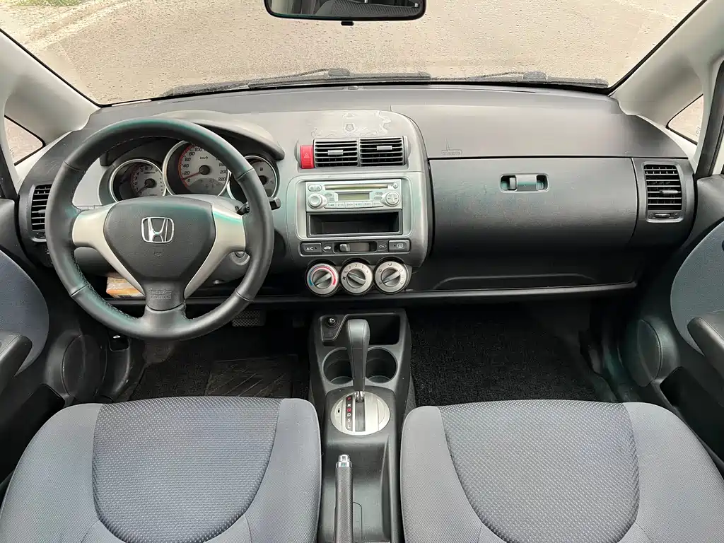 Honda Fit 2008 — фото 14
