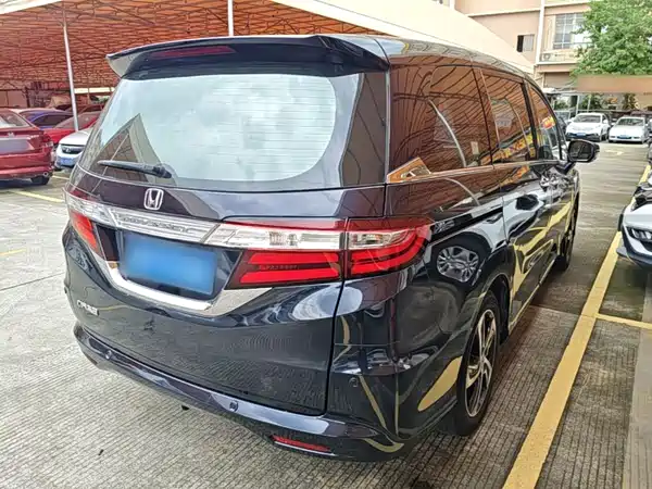 Honda Odyssey 2016